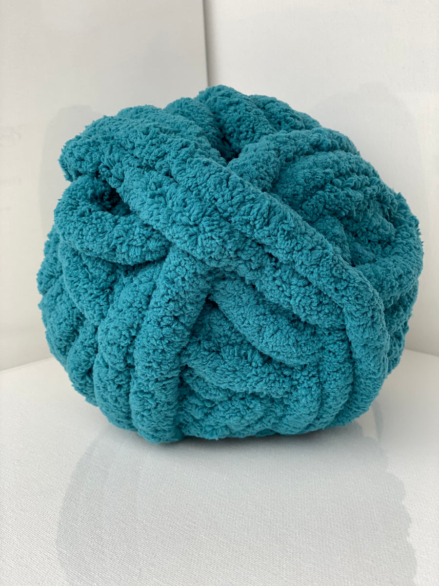 Buy Chunky Yarn in Bulk from Wholesalers 