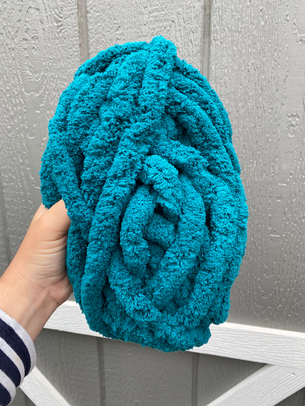 Teal Chunky Knit Yarn