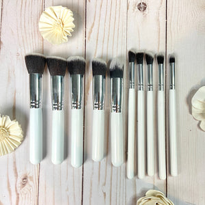 Pack of 10 Makeup Brushes (White & Silver)