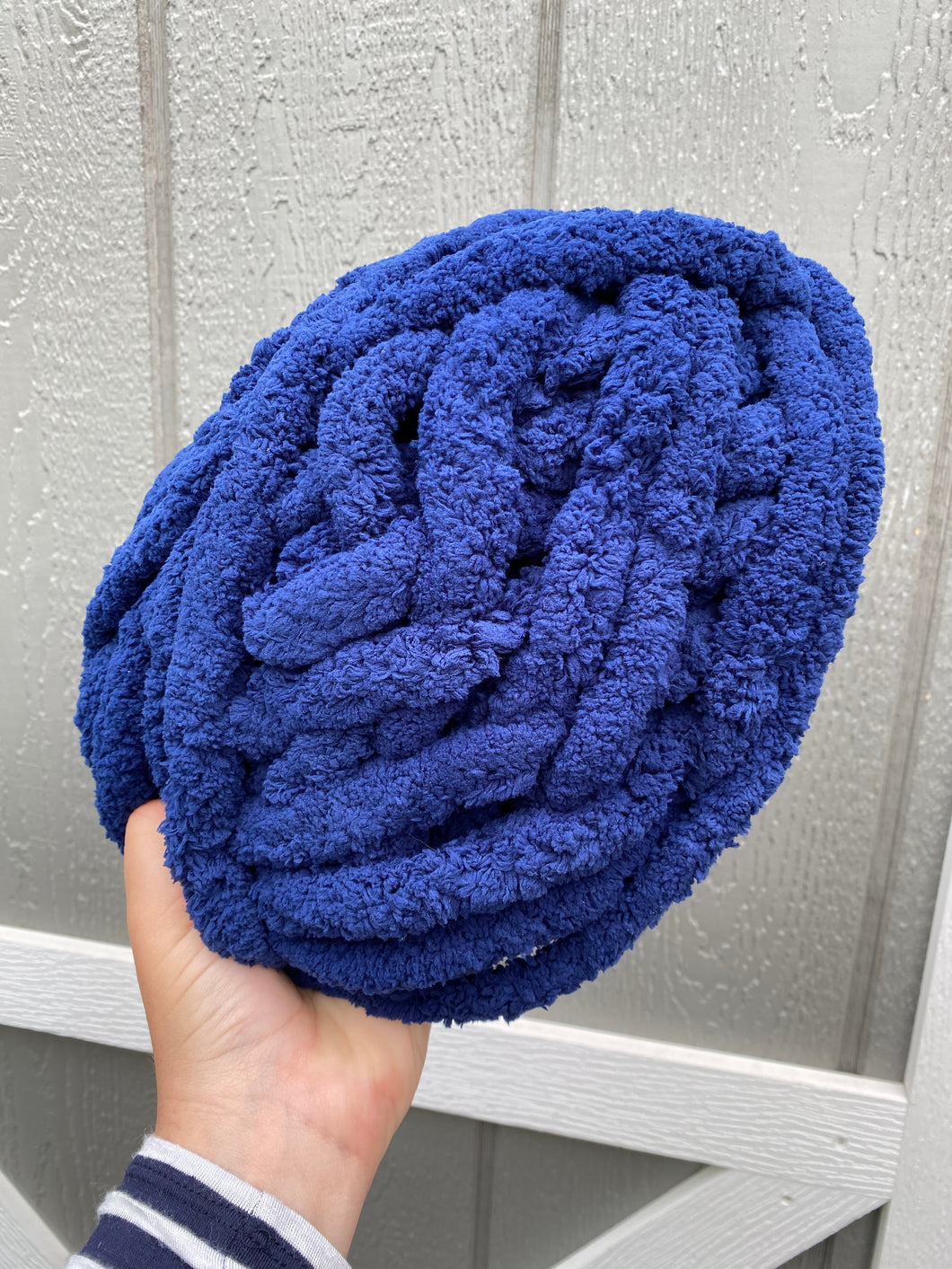 Navy Blue Chunky Knit Yarn
