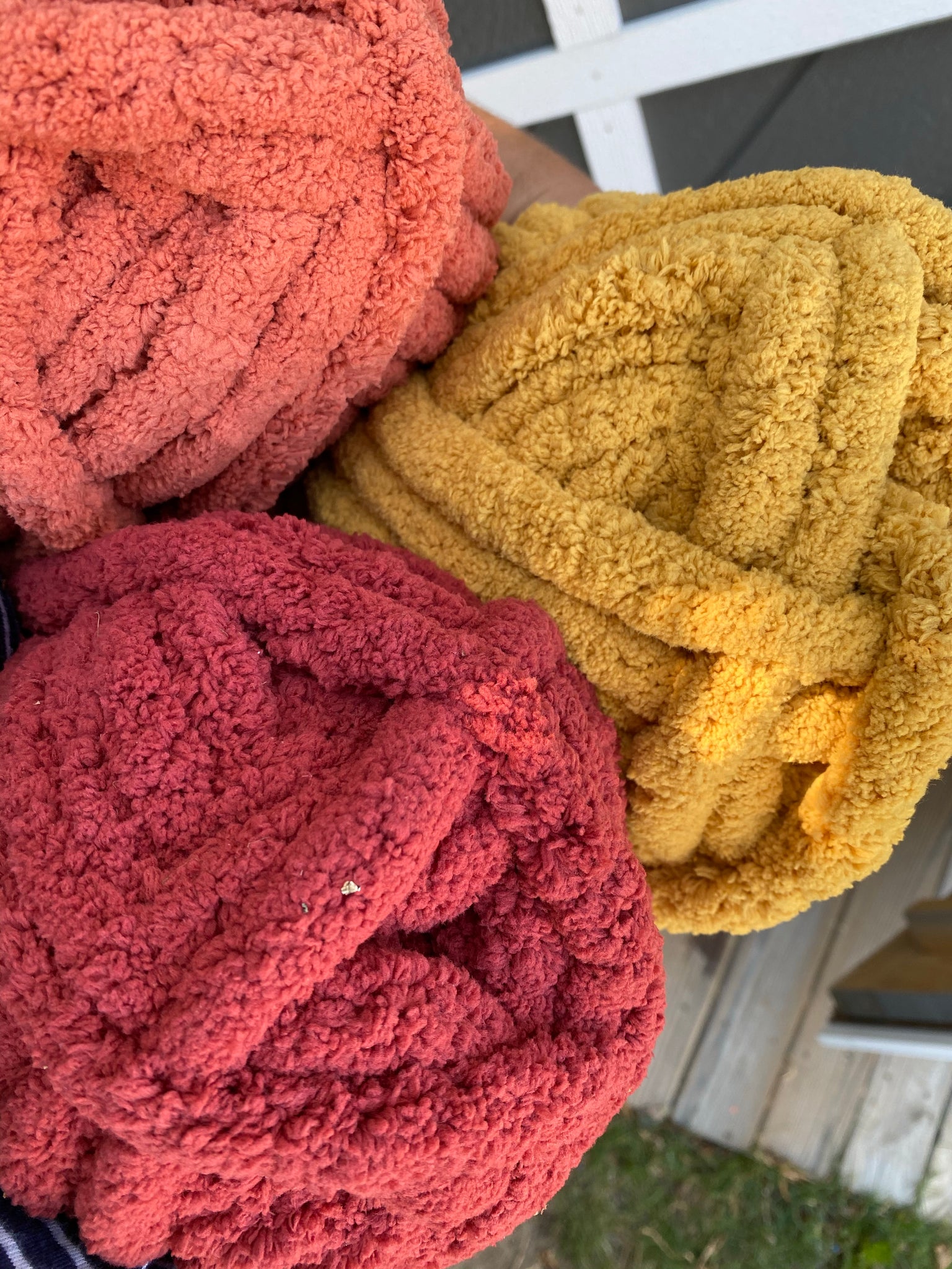 Sunflower Yellow Chunky Knit Yarn – Makers Craft & Paint Nite Kits